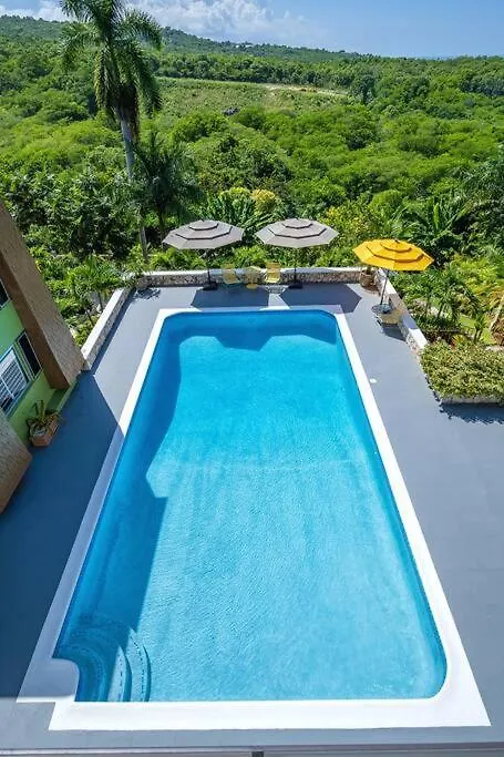 منزل للإقامة شقة Private Tiny House W/ Pool مونتيغو باي